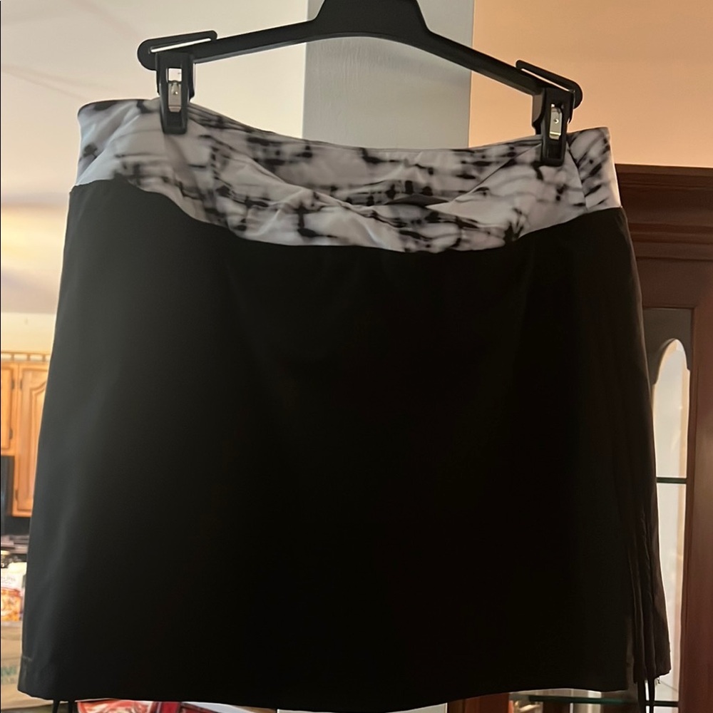 Black and Gray Mini A-Line Skirt for Casual Wear